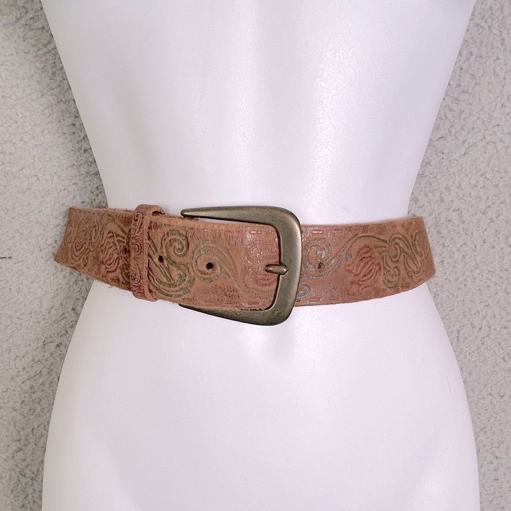 WOMENS LEATHER BELT BROWN WITH DESIGN PATTERN ON OUTSIDE SIZE M
